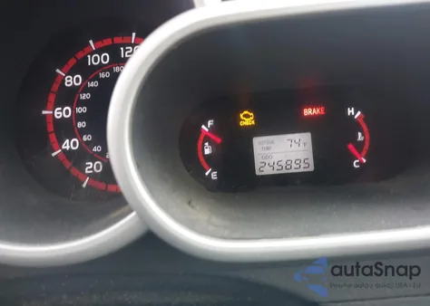 2010 Pontiac Vibe Gt from USA, damaged, VIN 5Y2SN6E08AZ402643